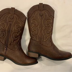 Girls western boots great condition